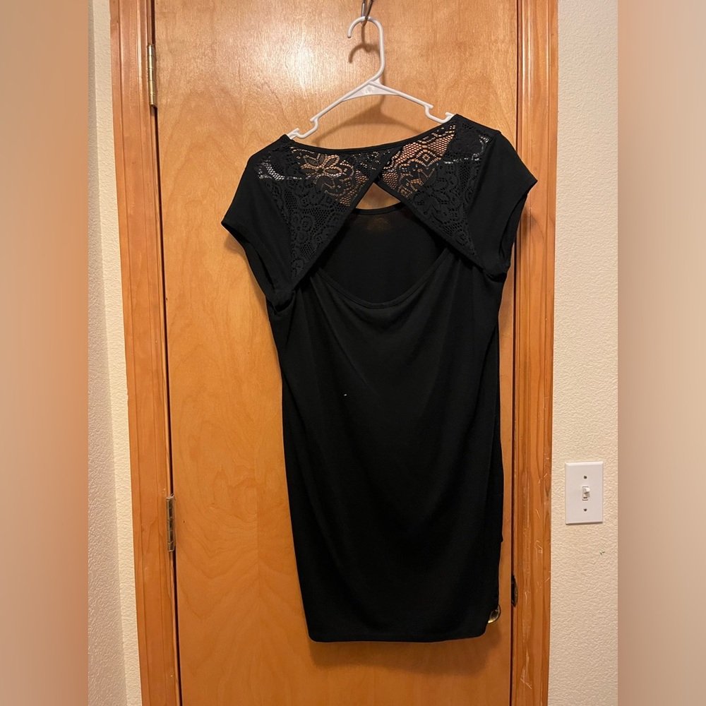 Springtime dresses - Picture 4 of 11